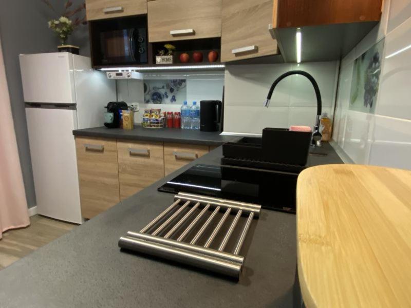 Apartament ,, Sen I Kawa" - Komfortowy Nocleg W Sercu Aglomeracji Bytom Zewnętrze zdjęcie