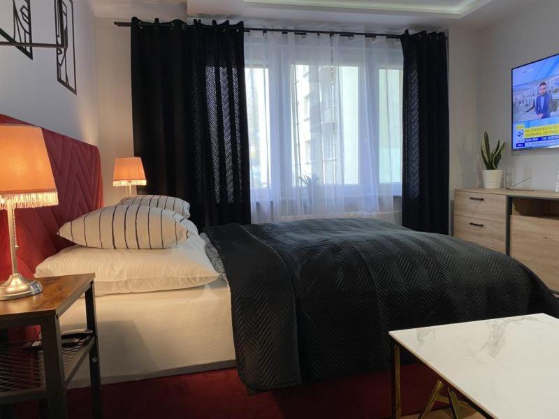 Apartament ,, Sen I Kawa" - Komfortowy Nocleg W Sercu Aglomeracji Bytom Zewnętrze zdjęcie