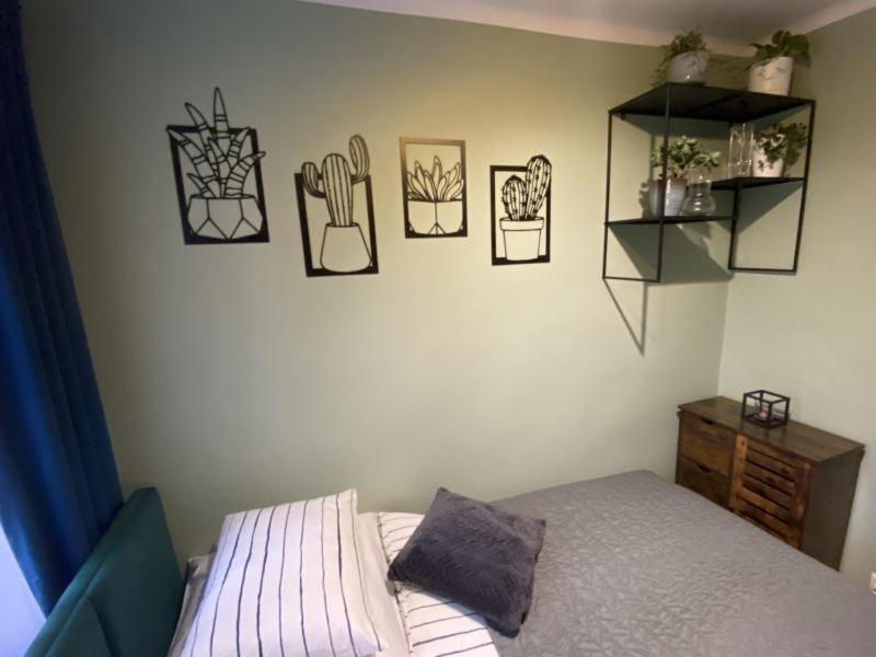 Apartament ,, Sen I Kawa" - Komfortowy Nocleg W Sercu Aglomeracji Bytom Zewnętrze zdjęcie
